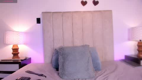 miss_milf_ online show from 04.28.26