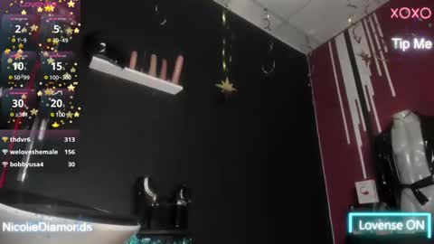 Snapshot of miss_nicolesds chatting on 01.09.25 Miss Nicole online show from 01.09.25