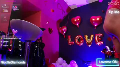 Snapshot of miss_nicolesds chatting on 02.19.25 Miss Nicole online show from 02.19.25