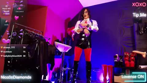 Snapshot of miss_nicolesds chatting on 02.24.25 Miss Nicole online show from 02.24.25