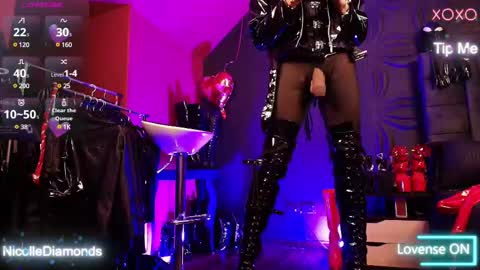 Snapshot of miss_nicolesds chatting on 02.25.25 Miss Nicole online show from 02.25.25