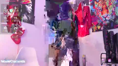 Snapshot of miss_nicolesds chatting on 12.15.25 Miss Nicole online show from 12.15.25