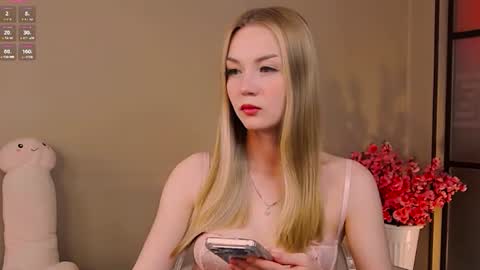Nicole online show from 07.06.26