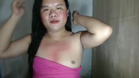 Snapshot of miss_nikkie chatting on 11.26.25 Nikie online show from 11.26.25