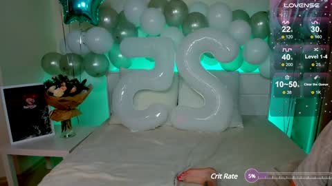 Snapshot of miss_redfox chatting on 12.06.24 Margo online show from 12.06.24