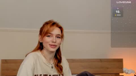 Snapshot of miss_redfox chatting on 09.10.25 Margo online show from 09.10.25