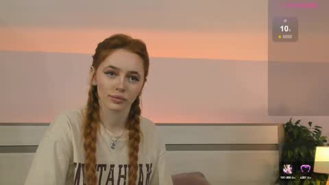 Snapshot of miss_redfox chatting on 10.13.25 Margo online show from 10.13.25