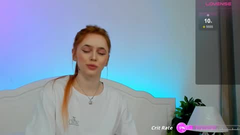 Snapshot of miss_redfox chatting on 11.27.25 Margo online show from 11.27.25