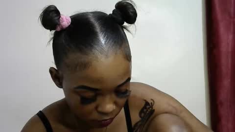 miss_rihanna2 online show from 09.11.25