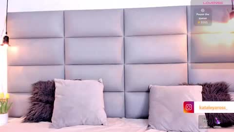 Snapshot of miss_ross_ chatting on 11.09.25 onlyfanskataleyaross online show from 11.09.25