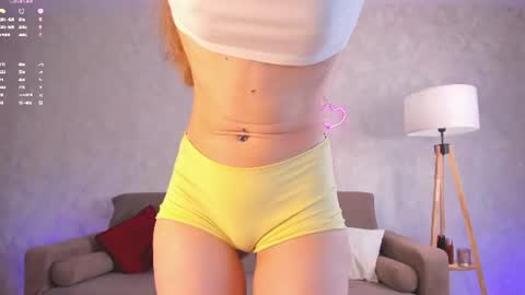Spider girl Help me reach 10 likes online show from 07.03.26