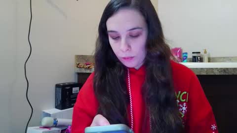 Bella online show from 12.21.25