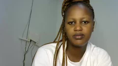 Snapshot of miss_vall chatting on 01.31.25 miss_vall online show from 01.31.25