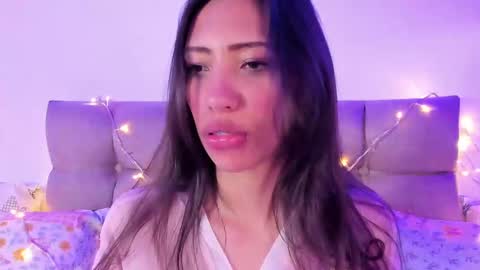 Snapshot of miss_veronica2 chatting on 02.04.25 Miss Veronica online show from 02.04.25