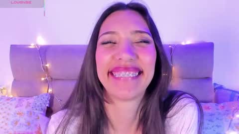 Snapshot of miss_veronica2 chatting on 02.06.25 Miss Veronica online show from 02.06.25