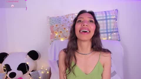 Snapshot of miss_veronica2 chatting on 02.25.25 Miss Veronica online show from 02.25.25