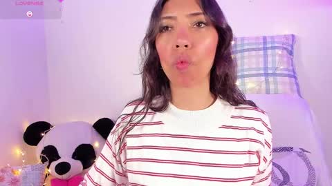 Snapshot of miss_veronica2 chatting on 02.26.25 Miss Veronica online show from 02.26.25