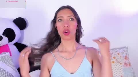 Snapshot of miss_veronica2 chatting on 03.10.25 Miss Veronica online show from 03.10.25