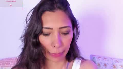 Snapshot of miss_veronica2 chatting on 03.12.25 Miss Veronica online show from 03.12.25