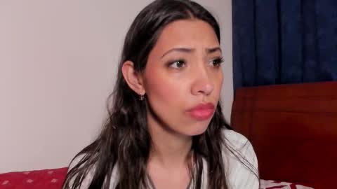 Snapshot of miss_veronica2 chatting on 11.18.25 Miss Veronica online show from 11.18.25