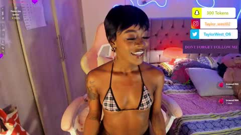 Tay Tay Independent Model   online show from 09.19.25