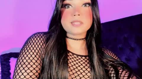 Snapshot of miss_zz chatting on 11.03.25 miss_zz online show from 11.03.25