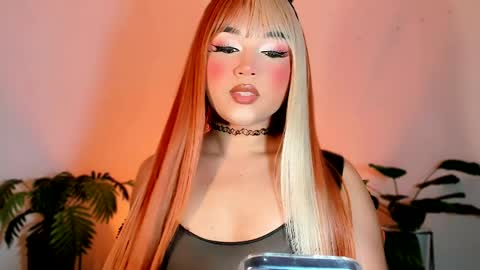 Snapshot of miss_zz chatting on 05.17.26 miss_zz online show from 05.17.26