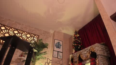      STREAMING SCHEDULE 2200 - 0900 GMT-5 online show from 12.13.24