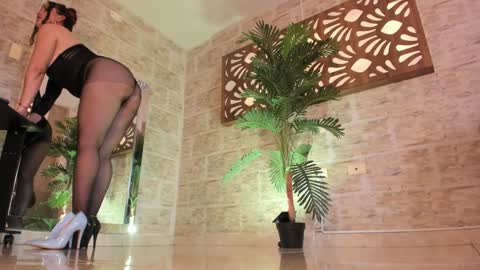      STREAMING SCHEDULE 2200 - 0900 GMT-5 online show from 12.29.24