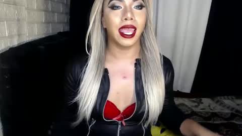 Snapshot of missaira69 chatting on 03.07.25 AIRA online show from 03.07.25