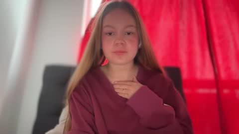 Snapshot of missameliah chatting on 03.11.26 Ameliahs online show from 03.11.26