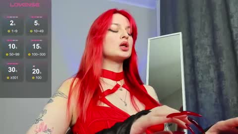 Snapshot of missbeldam chatting on 01.17.25 Miss Beldam online show from 01.17.25