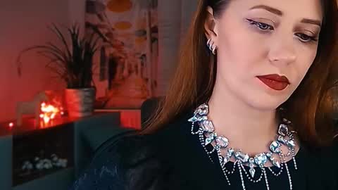 Snapshot of missbeverlymills chatting on 02.10.26 The divine Beverly online show from 02.10.26