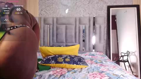 Miss Evelyn  online show from 11.23.25