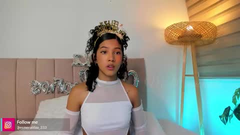 Sara Vanegas online show from 10.22.25