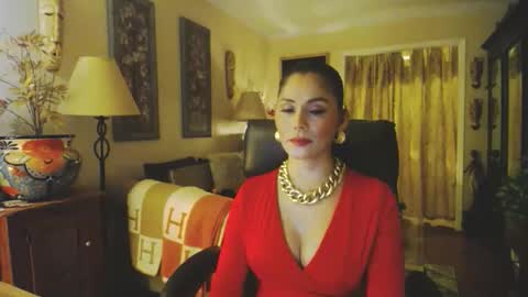 Snapshot of missbrownx chatting on 11.25.25 Brownie -P online show from 11.25.25