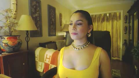 Snapshot of missbrownx chatting on 11.30.25 Brownie -P online show from 11.30.25