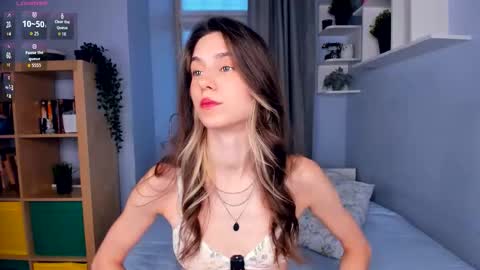 Snapshot of misschaotic_ chatting on 11.17.25 Shelley online show from 11.17.25