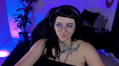 Snapshot of misscharlottte_18 chatting on 01.17.25 Missy Charlottte.  Hey remember to give me a thumbs up ty online show from 01.17.25