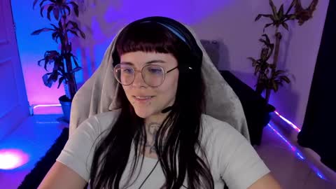 Snapshot of misscharlottte_18 chatting on 02.27.25 Missy Charlottte.  Hey remember to give me a thumbs up ty online show from 02.27.25