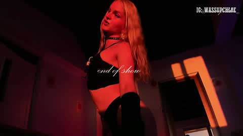 Chloe freelance model Please your thumbs up are important  online show from 01.05.25