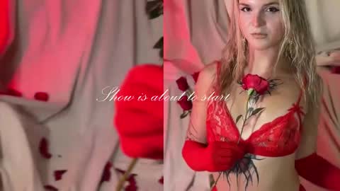 Chloe freelance model Please your thumbs up are important  online show from 02.14.25