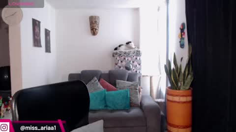 Emilie Diaz online show from 05.06.26