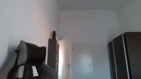 Snapshot of mission_cumpossible chatting on 12.27.24 SperminatoR online show from 12.27.24