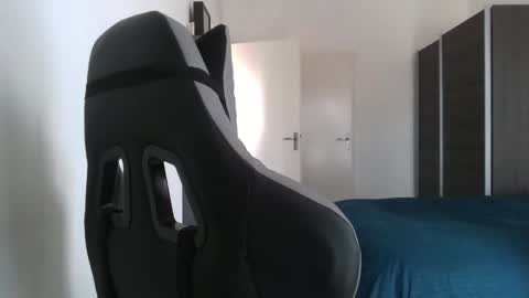 Snapshot of mission_cumpossible chatting on 02.09.25 SperminatoR online show from 02.09.25