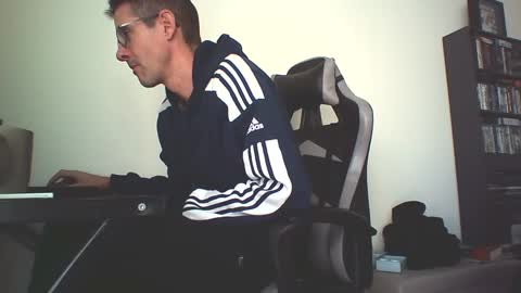 Snapshot of mission_cumpossible chatting on 09.27.25 SperminatoR online show from 09.27.25