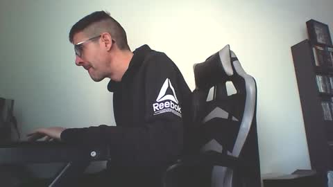 Snapshot of mission_cumpossible chatting on 11.05.25 SperminatoR online show from 11.05.25