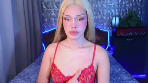 im your queen steffie online show from 06.16.26