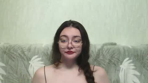 Snapshot of missis_mona chatting on 12.08.24 missis mona online show from 12.08.24