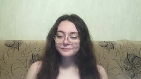 Snapshot of missis_mona chatting on 02.09.25 missis mona online show from 02.09.25